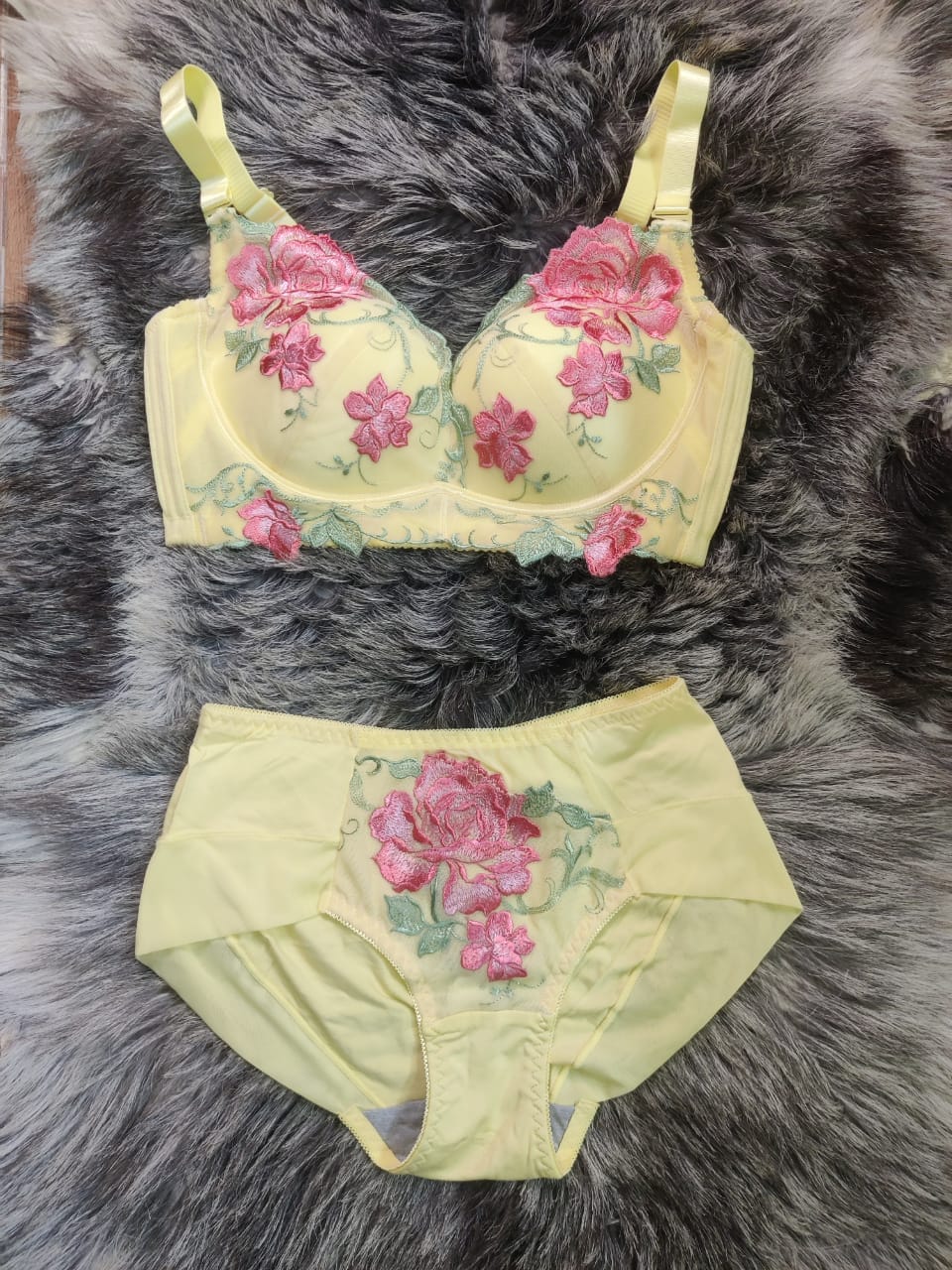 Yellow Floral Padded Lace Bra and Panty Set